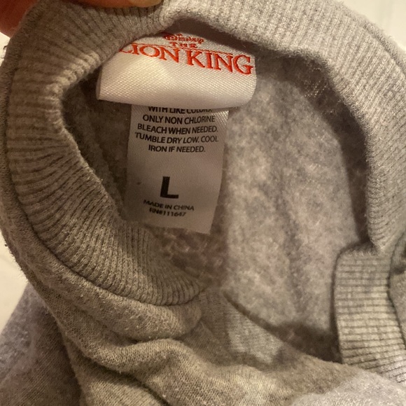 LION KING TOP - Picture 5 of 6